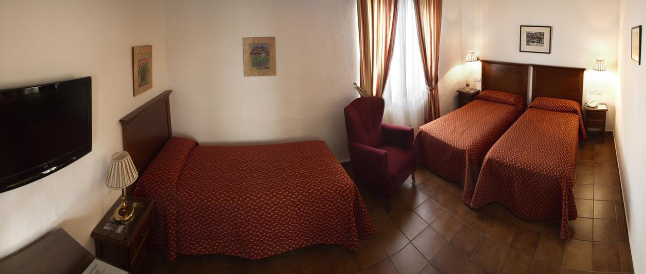 Hotel Los Olivos Arcos de la Frontera Esterno foto